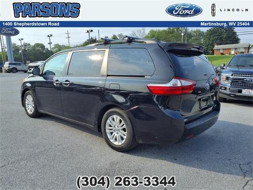 2015 Toyota Sienna XLE