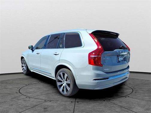 2024 Volvo XC90 Recharge Plug-In Hybrid T8 Ultimate Bright Theme 7-Seater