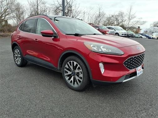 2020 Ford Escape Titanium