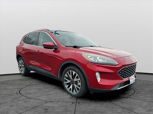 2020 Ford Escape Titanium