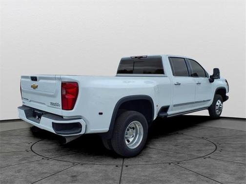 2025 Chevrolet Silverado 3500 High Country