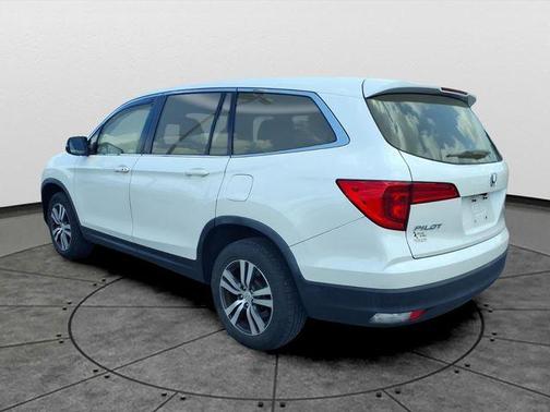 White Diamond Pearl 2017 Honda Pilot EX-L
