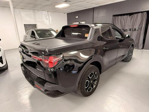 Phantom Black 2022 Hyundai SANTA CRUZ SEL Premium