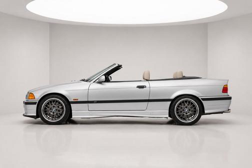 Titanium Silver Metallic 1999 BMW M3 Base