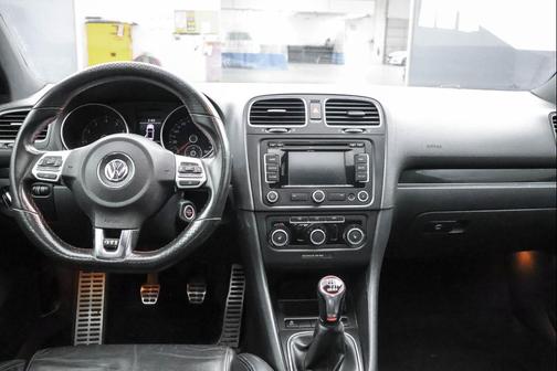 2011 Volkswagen GTI Autobahn