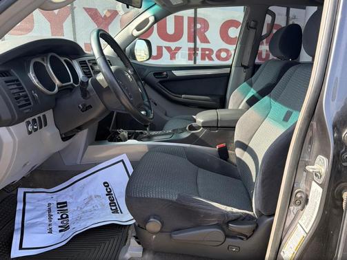 2005 Toyota 4Runner Sport V8