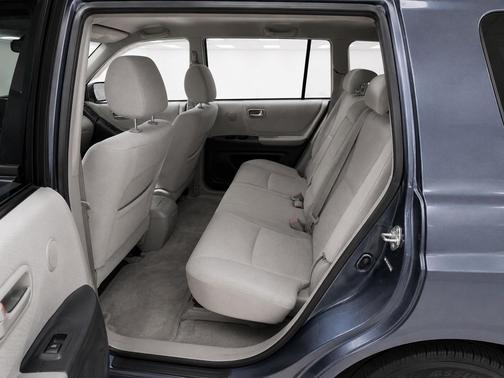 Blue 2005 Toyota Highlander Base