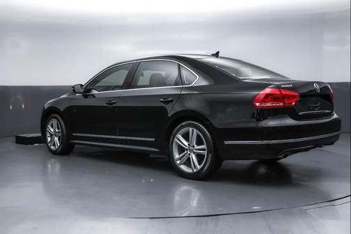2013 Volkswagen Passat 2.0 TDI SEL Premium