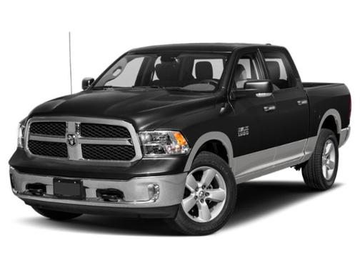 Brilliant Black Crystal Pearlcoat 2018 RAM 1500 Big Horn