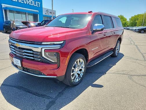 Radiant Red Tintcoat 2026 Chevrolet Suburban Premier