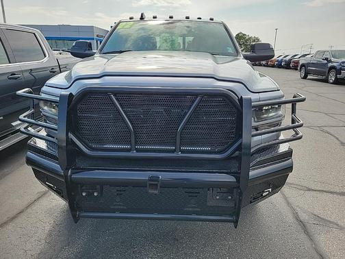 2022 RAM 2500 Laramie Mega Cab 4x4 6'4' Box