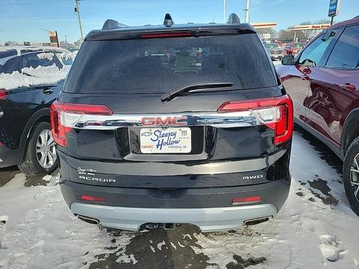 2023 GMC Acadia AWD SLT