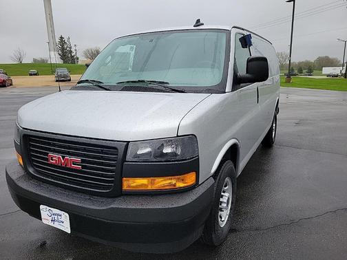 2025 GMC Savana 2500 Work Van