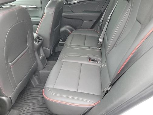 2023 Buick Envision Essence AWD