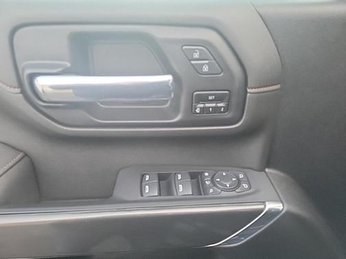 2022 GMC Sierra 2500 AT4