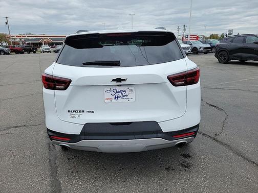 Summit White 2024 Chevrolet Blazer 2LT