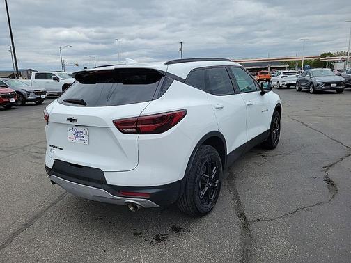 Summit White 2024 Chevrolet Blazer 2LT