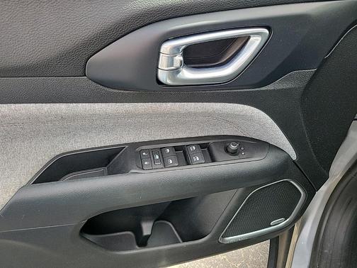 Billet Silver Metallic Clearcoat 2022 Jeep Compass Latitude Lux