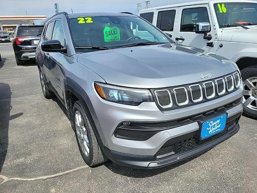Billet Silver Metallic Clearcoat 2022 Jeep Compass Latitude Lux