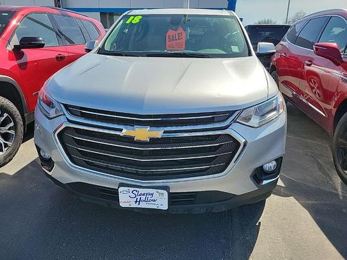 Silver Ice Metallic 2018 Chevrolet Traverse LT Leather