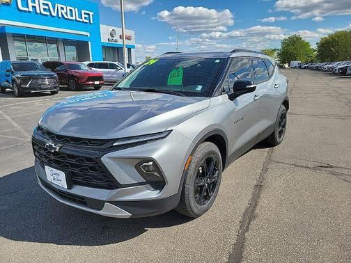 Sterling Gray Metallic 2024 Chevrolet Blazer 3LT