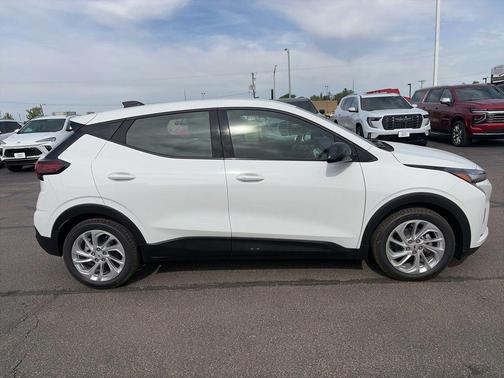 Summit White 2027 Chevrolet Bolt LT FWD