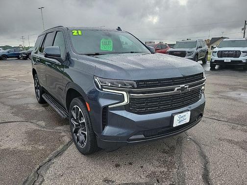 Shadow Gray Metallic 2021 Chevrolet Tahoe 4WD RST