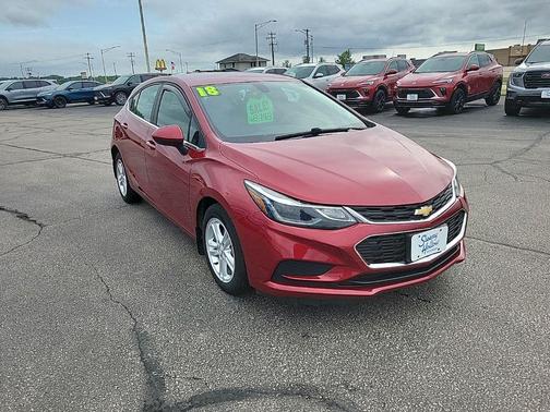 Cajun Red Tintcoat 2018 Chevrolet Cruze LT