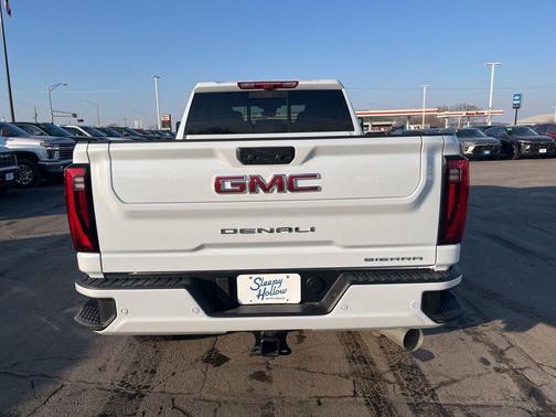 Glacier White Tricoat 2026 GMC Sierra 2500 Denali