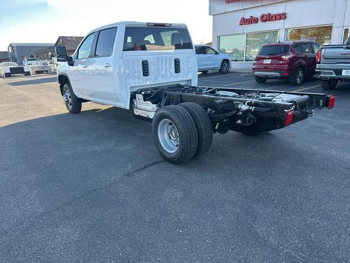 2026 Chevrolet Silverado 3500 LT