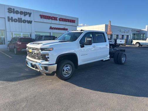 2026 Chevrolet Silverado 3500 LT