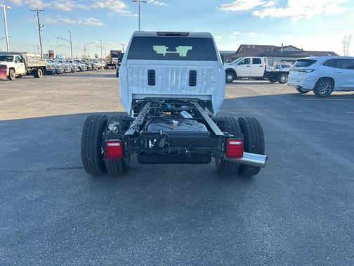 2026 Chevrolet Silverado 3500 LT