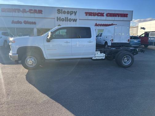 2026 Chevrolet Silverado 3500 LT