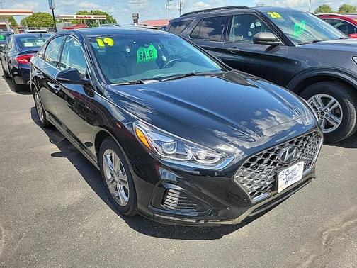 2019 Hyundai SONATA Limited