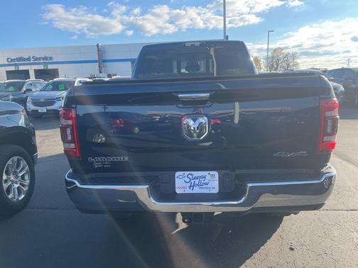 2022 RAM 2500 Laramie Crew Cab 4x4 6'4' Box