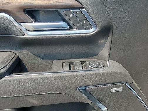 Onyx Black 2026 GMC Sierra 1500 SLT
