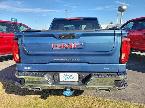 2024 GMC Sierra 1500 SLT