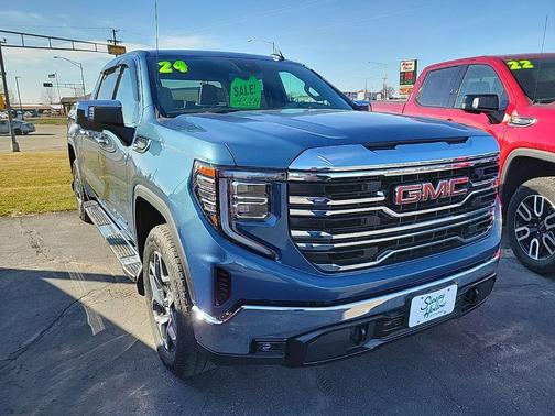 2024 GMC Sierra 1500 SLT