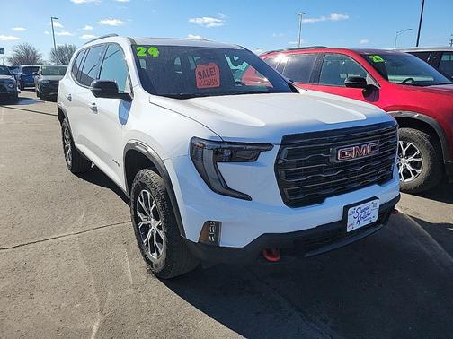 2024 GMC Acadia AWD AT4