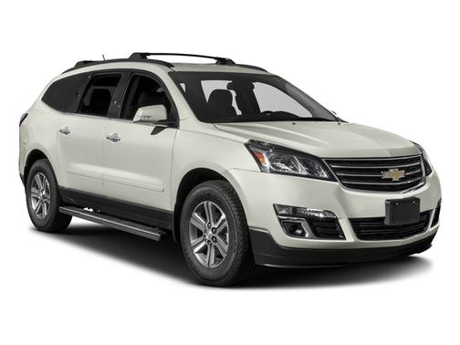 Mosaic Black Metallic 2017 Chevrolet Traverse 2LT