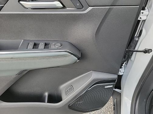 2024 GMC Acadia AWD AT4