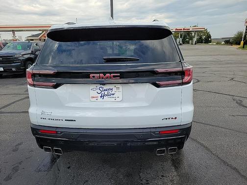2024 GMC Acadia AWD AT4