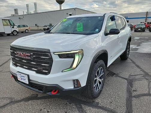 2024 GMC Acadia AWD AT4