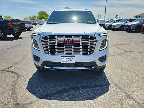 Summit White 2025 GMC Yukon XL Denali