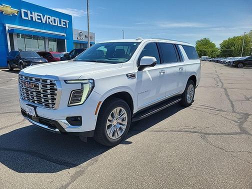 Summit White 2025 GMC Yukon XL Denali