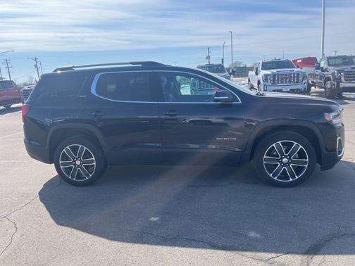 2021 GMC Acadia AWD SLT