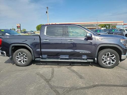 2022 GMC Sierra 1500 SLT