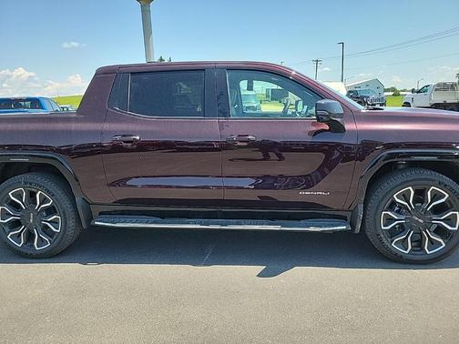 2025 GMC Sierra EV Max Range Denali