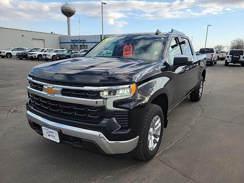 2024 Chevrolet Silverado 1500 LT