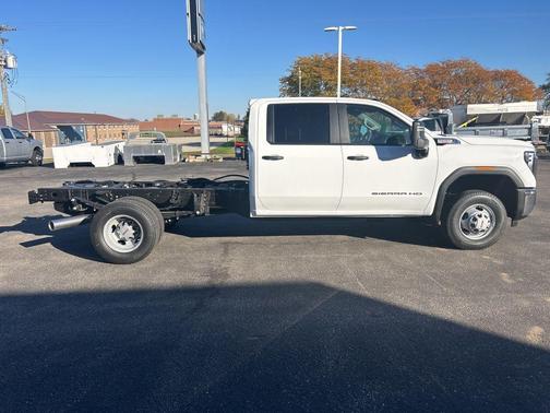 Summit White 2026 GMC Sierra 3500 Base